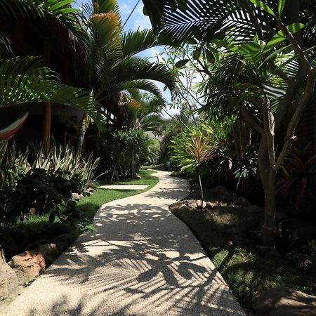 Albany Home Stay Kuta  외부 사진