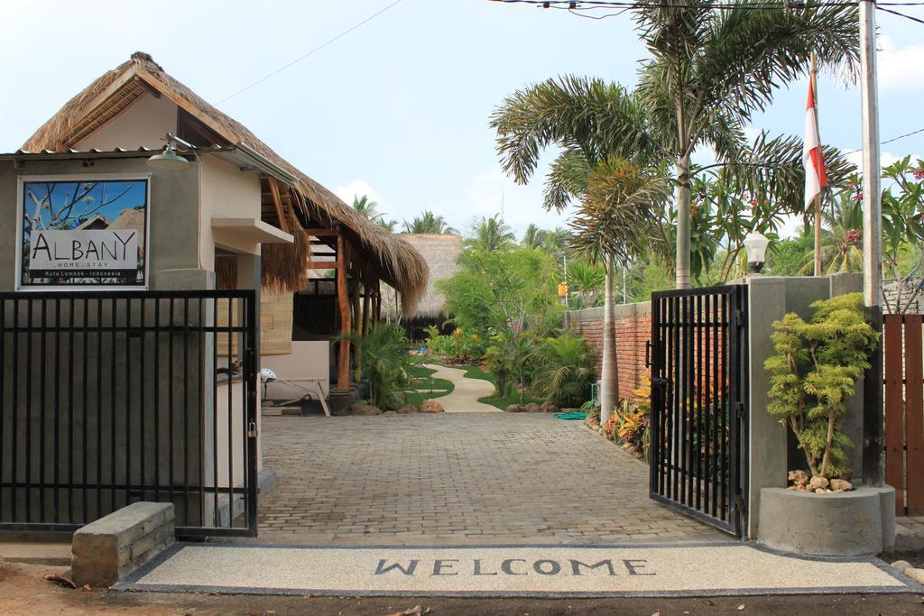 Albany Home Stay Kuta  외부 사진