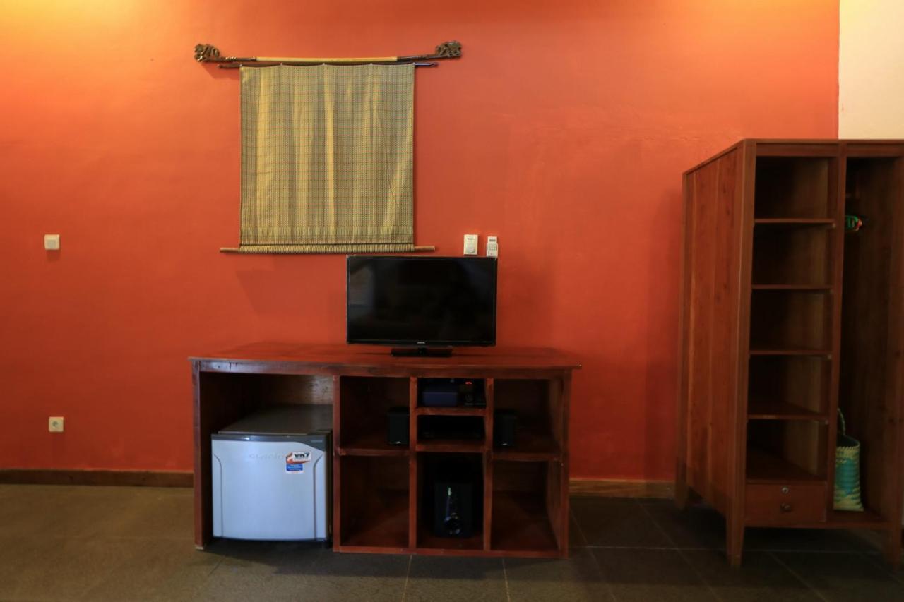 Albany Home Stay Kuta  외부 사진